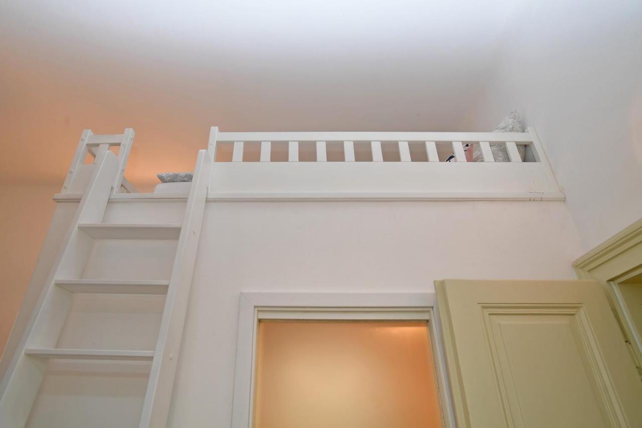 Lovely Little Cosy Apt In Praha Eksteriør bilde