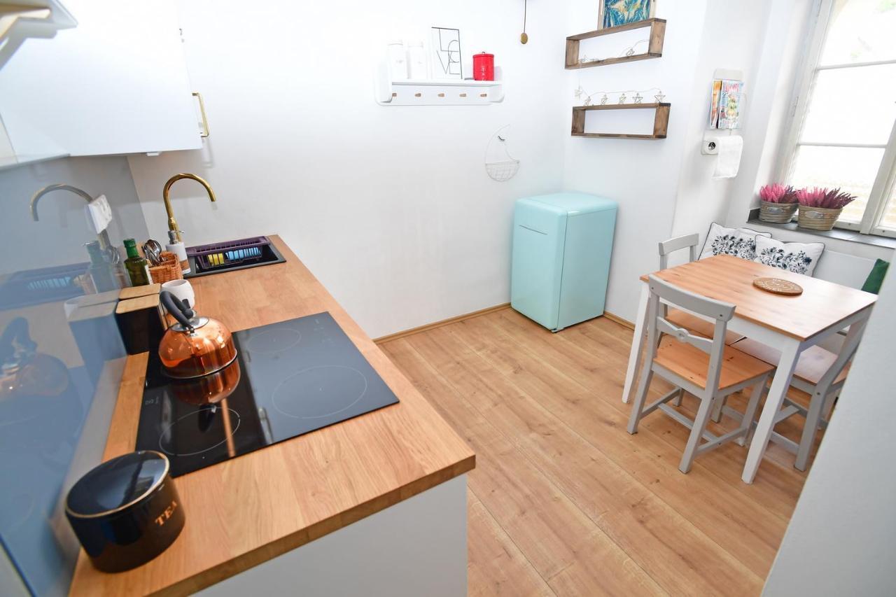 Lovely Little Cosy Apt In Praha Eksteriør bilde