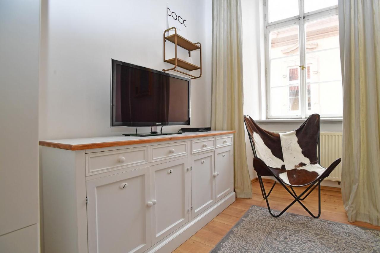 Lovely Little Cosy Apt In Praha Eksteriør bilde