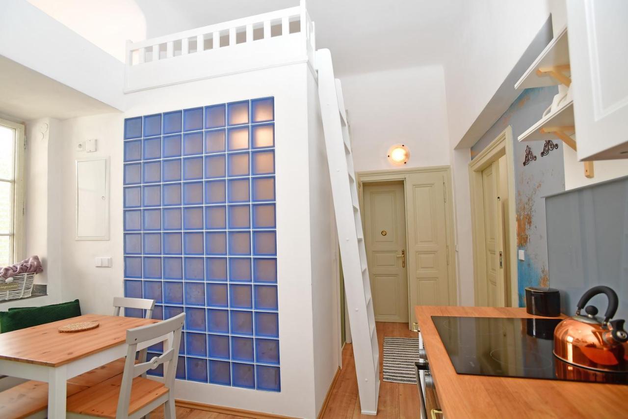 Lovely Little Cosy Apt In Praha Eksteriør bilde